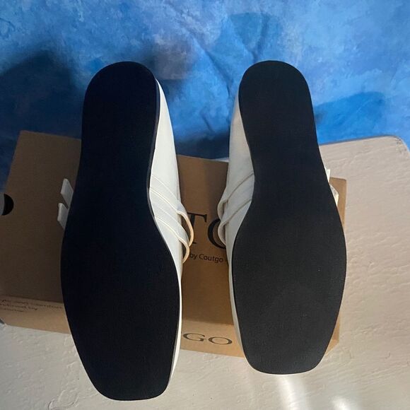 Women's White Buckle Flats sz 7.5, 4A-1311s003 - Picture 4 of 6